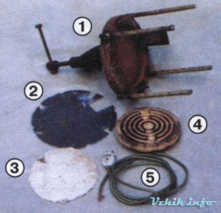 Вулканизатор из электроплитки и струбцины