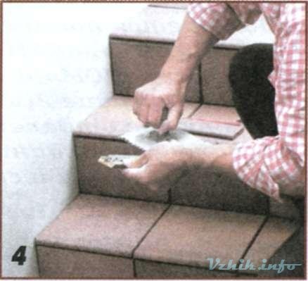 Облицовка лестниц керамической плиткой